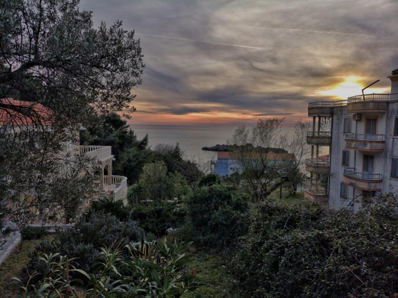 Pankov Apartment Sveti Stefan Dış mekan fotoğraf